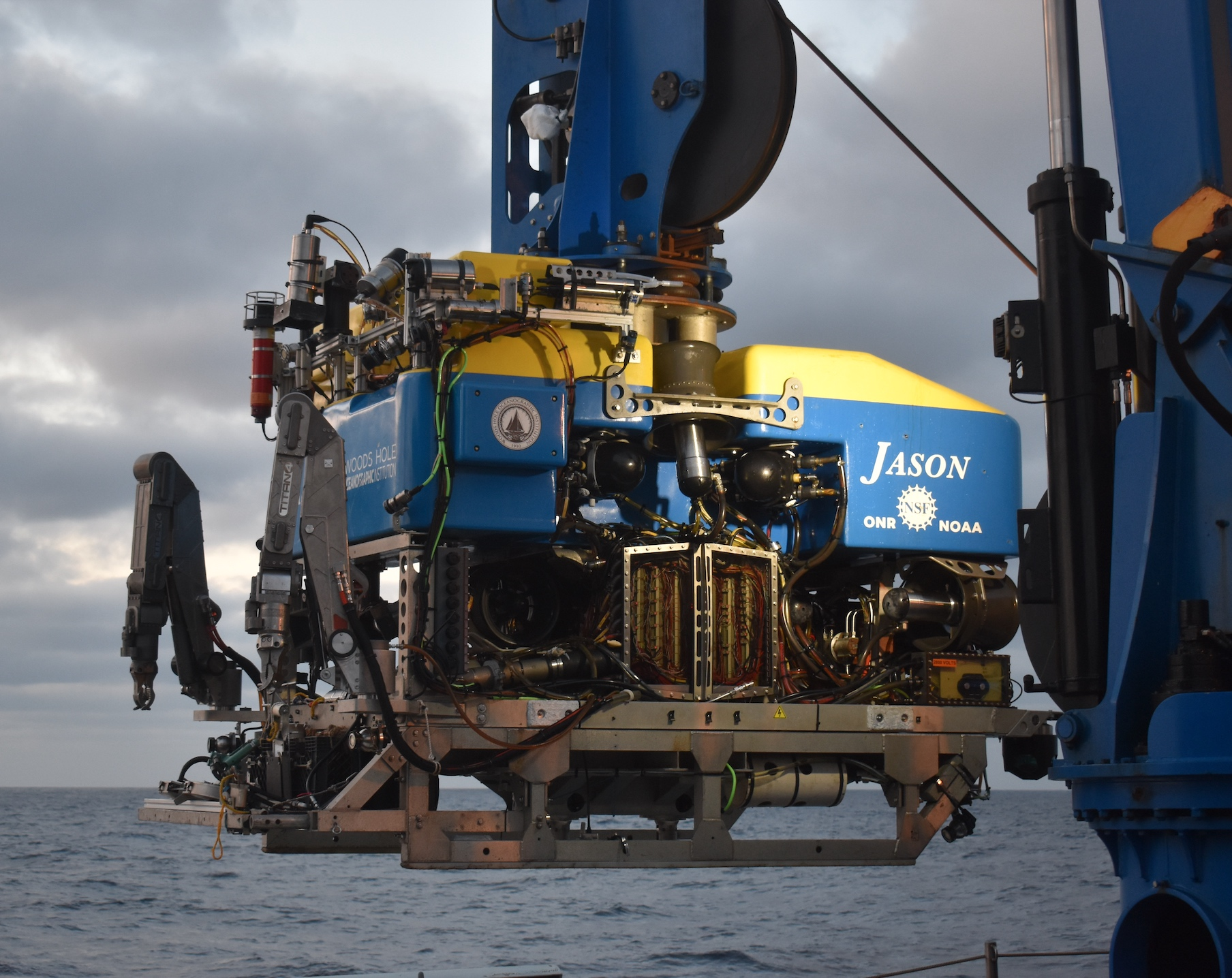 The ROV Jason Equipped with 4k video cameras. Credit: M. Elend, University of Washington