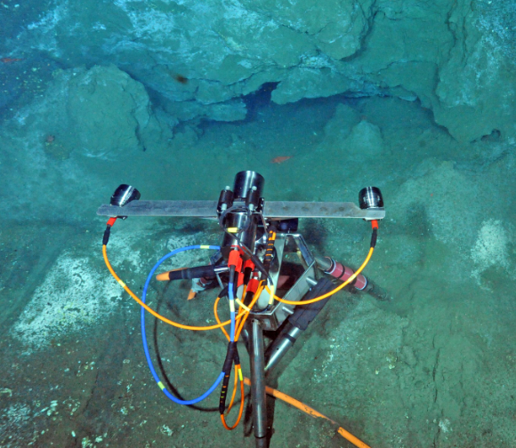 A digital still camera on the OOI Regional Cabled Array capturing methane seep activity. Credit: UW/NSF-OOI/WHOI